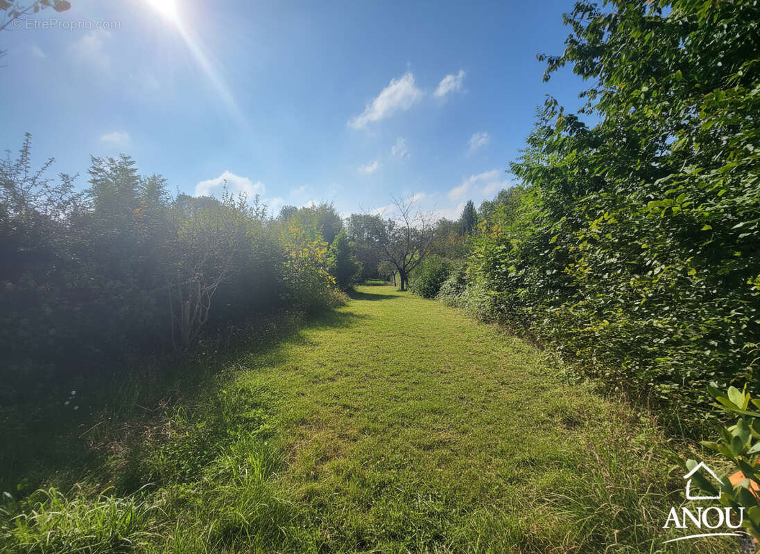 Maison à LA BAZOCHE-GOUET