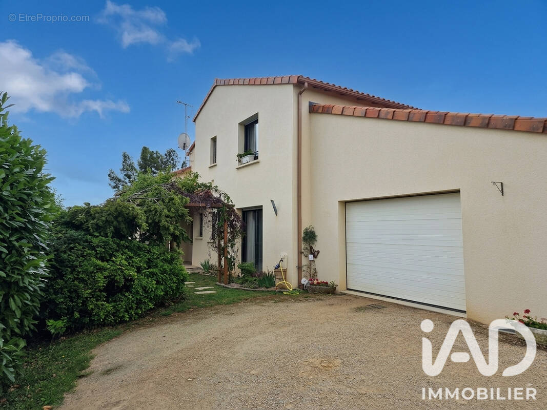 Photo 1 - Maison à VERRIERES