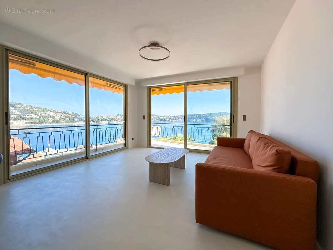 Appartement à VILLEFRANCHE-SUR-MER