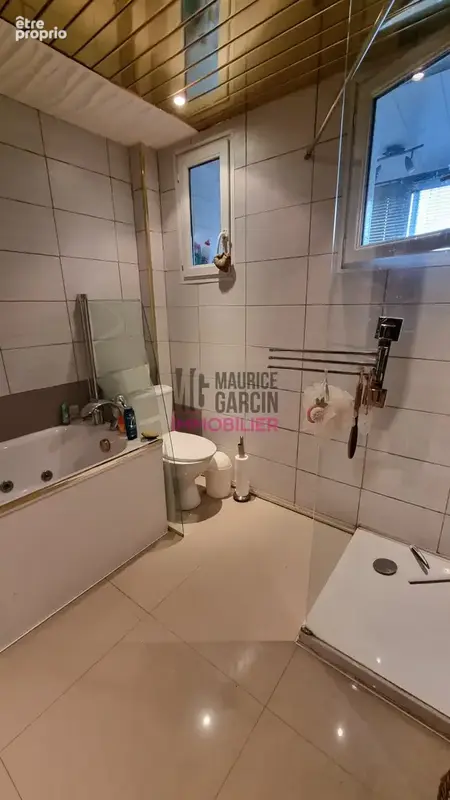Appartement 75 m² à Entraigues-Sur-La-Sorgue  - photo 4
