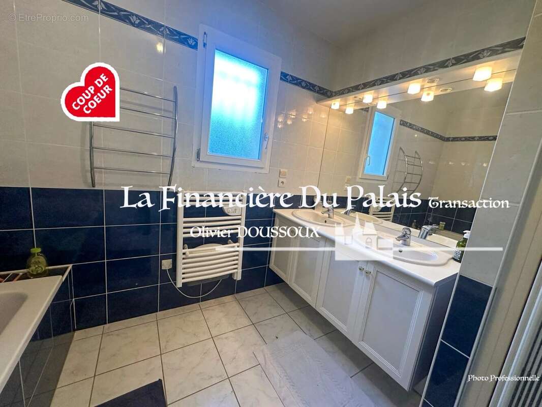 Maison à LES MATHES