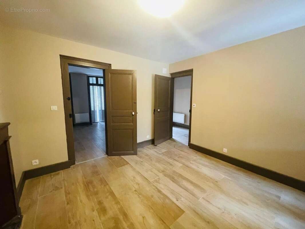 Maison 5 pièces - 120m² - avec jardin - photo 8