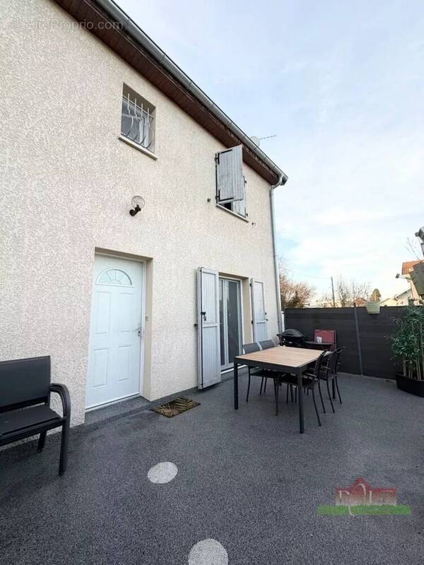 Maison à SAINT-ANDRE-LE-GAZ