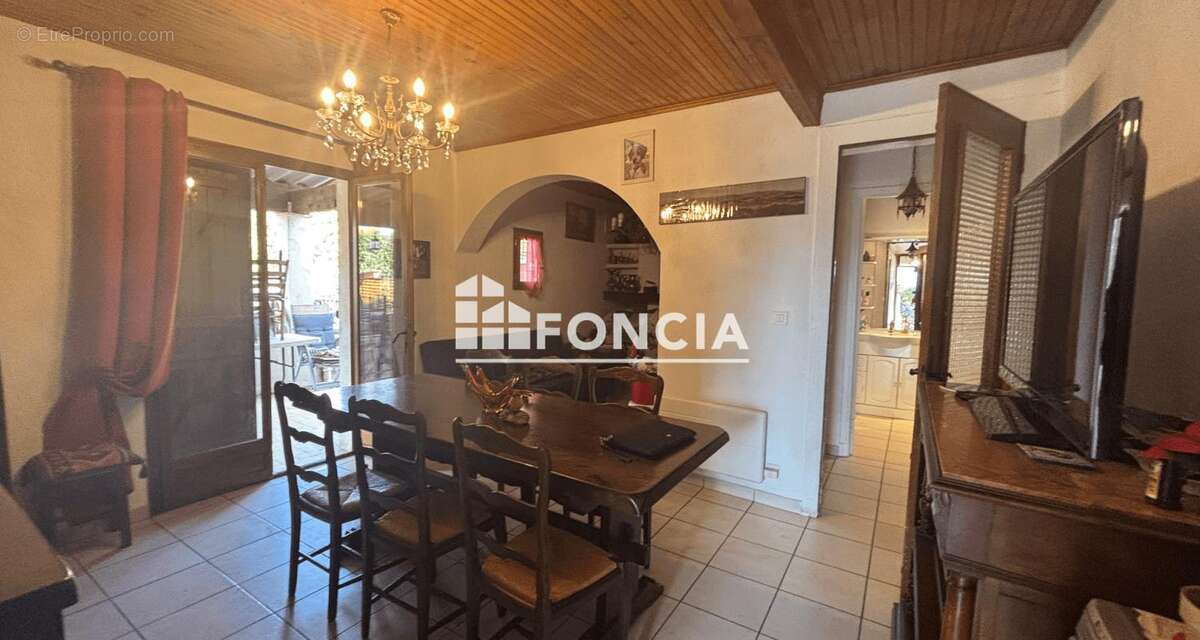 Maison à MOUANS-SARTOUX