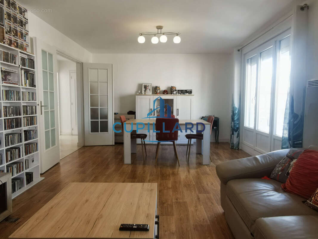 Appartement à ROANNE
