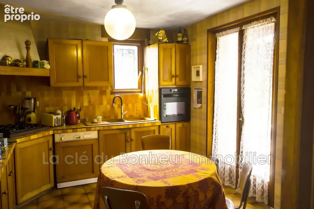 Maison 196 m² à Valensole  - photo 6