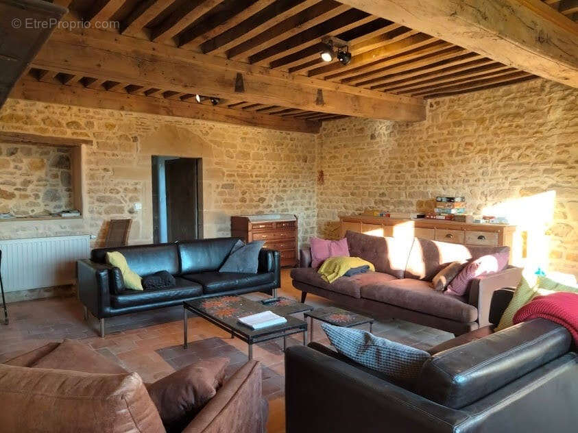 Maison à PARAY-LE-MONIAL