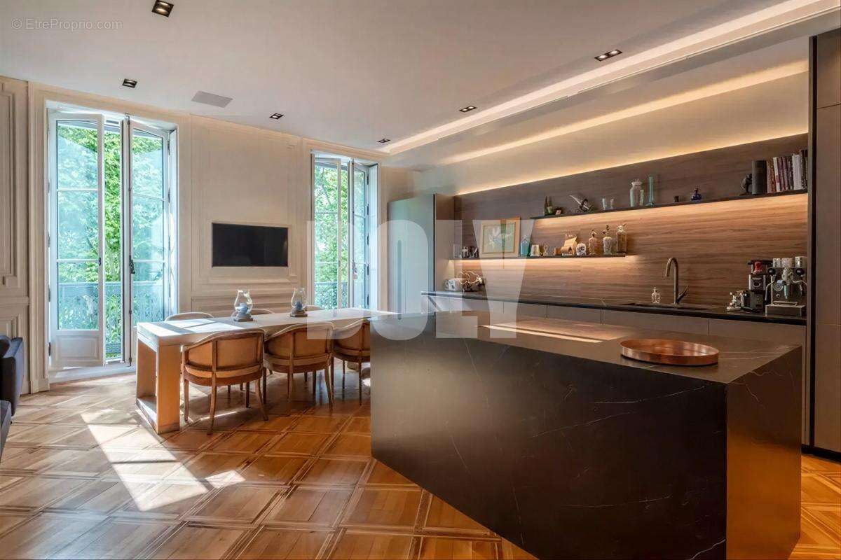 Appartement à BOULOGNE-BILLANCOURT