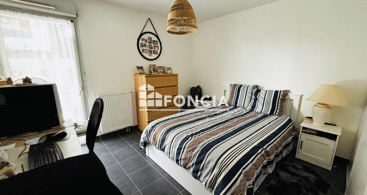 Appartement à CUERS