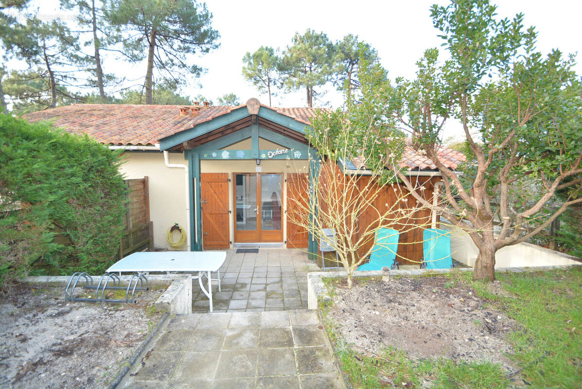 Maison à LACANAU