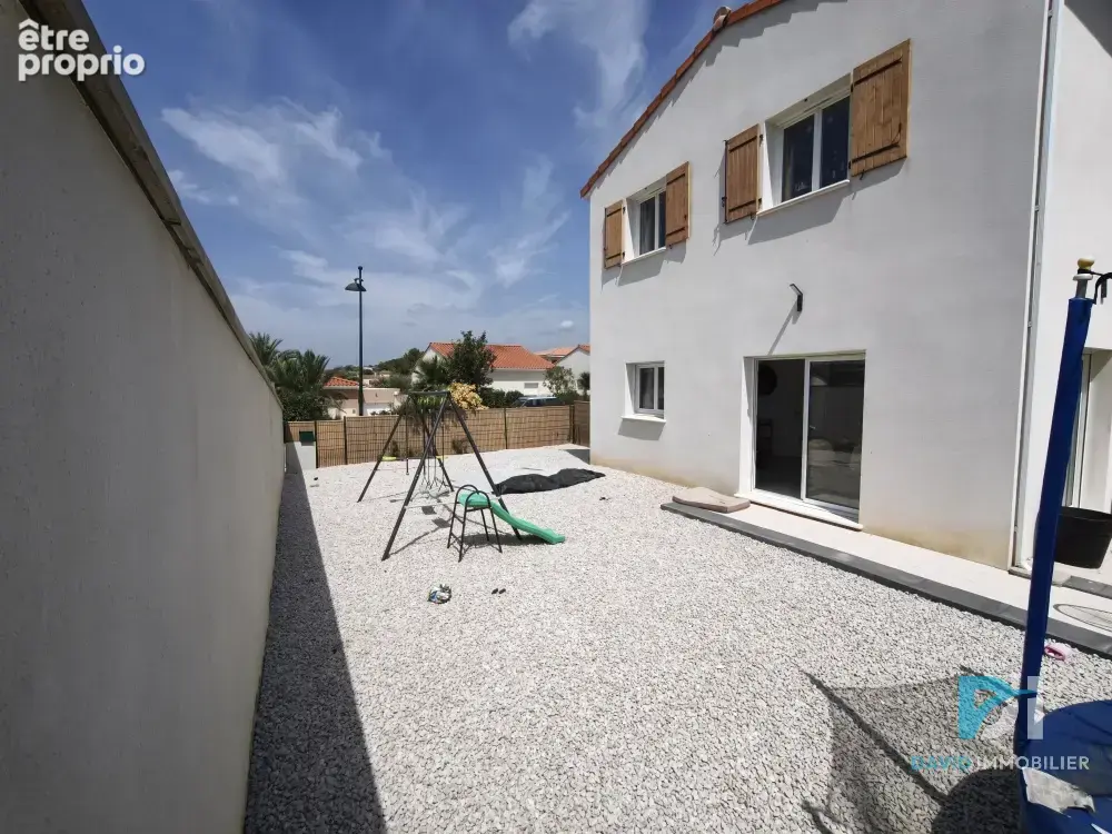 Maison à ROUJAN