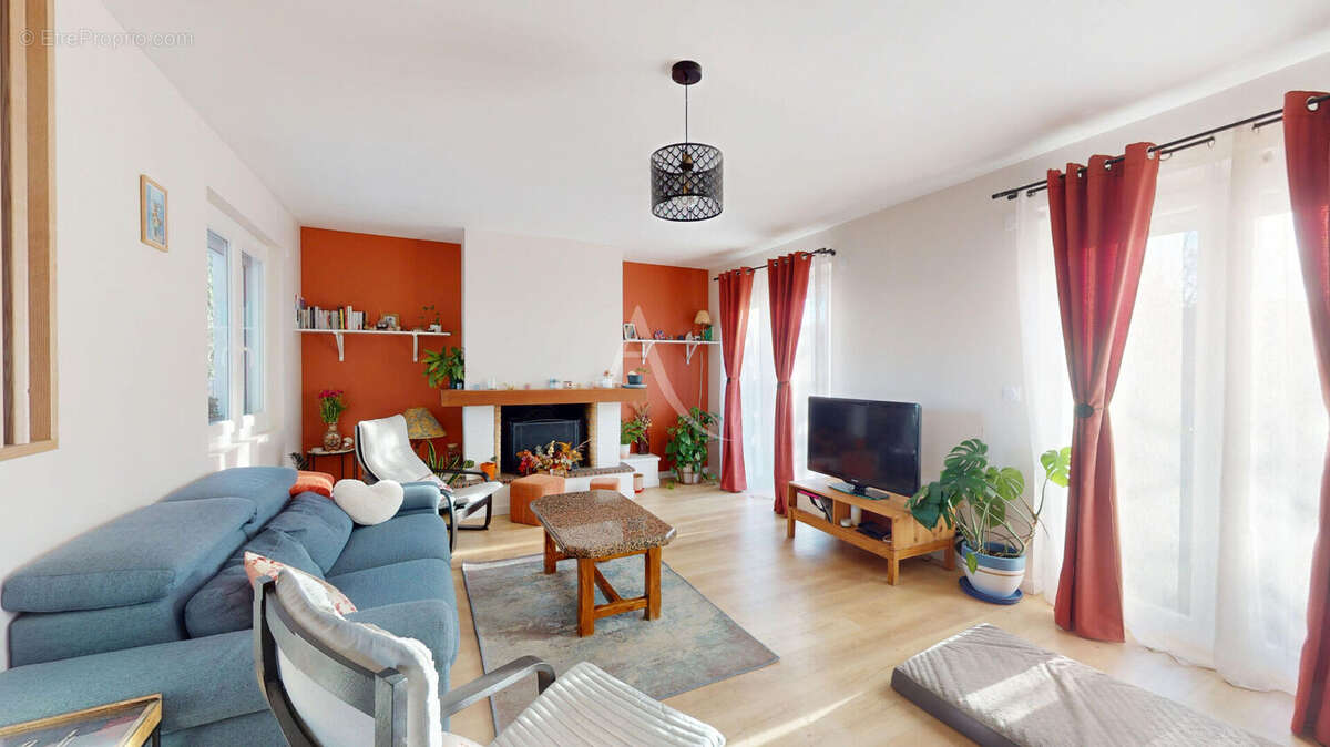 Maison à SAINT-ORENS-DE-GAMEVILLE