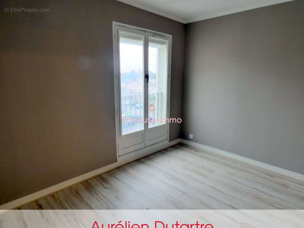 Appartement à FLEURY-LES-AUBRAIS