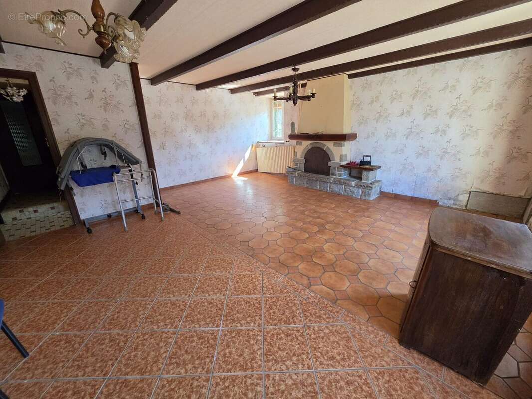 Maison 82 m² à Saint-Carreuc  - photo 4