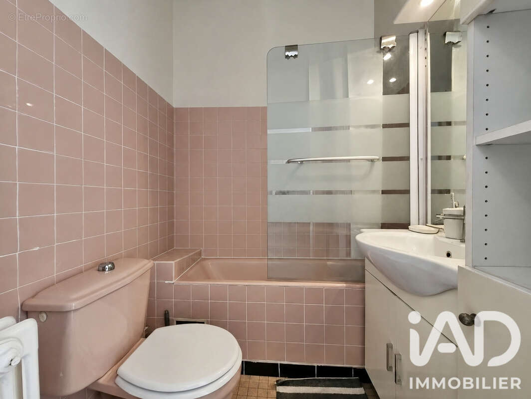 Appartement 32 m² à Dax  - photo 4