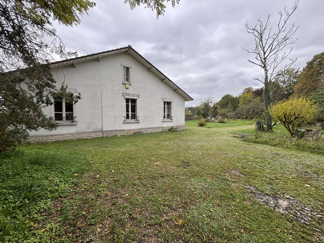 Maison à CHATILLON-SUR-SEINE