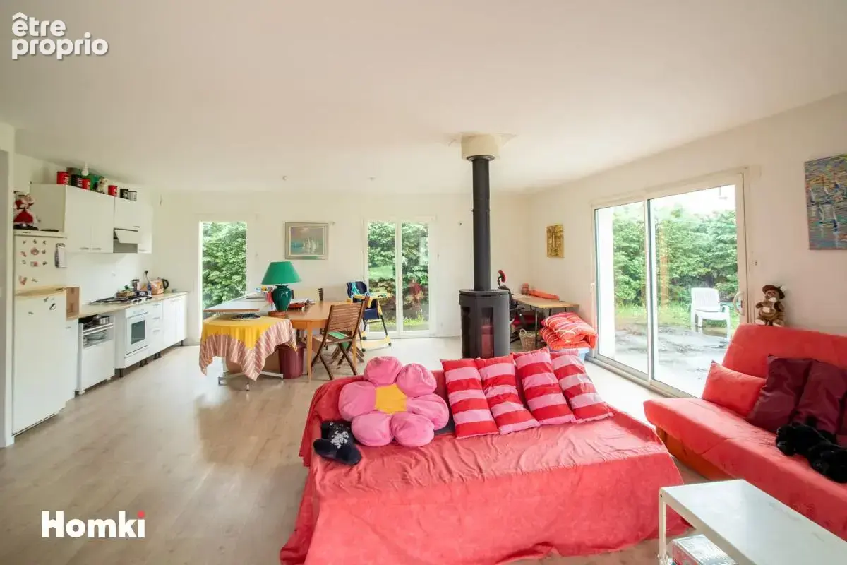 Maison/Villa T4 de 110 m² à Bas-en-Basset 43210 - photo 11