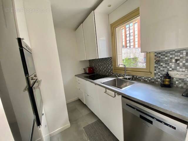 Appartement à LEVALLOIS-PERRET