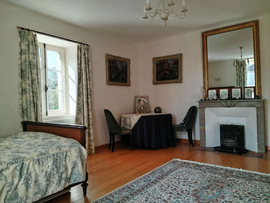 Maison à PORT-LESNEY