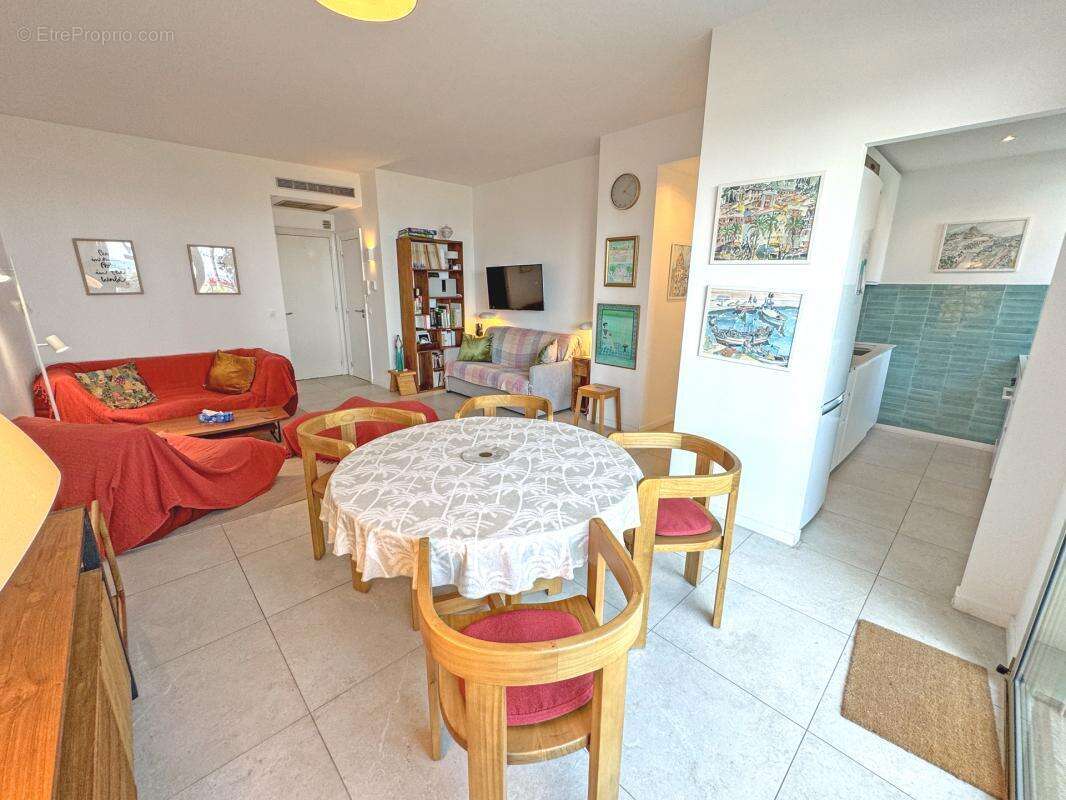 Front de mer à Nice, 2 pièces de 66m² avec jardin de 55m² - photo 10