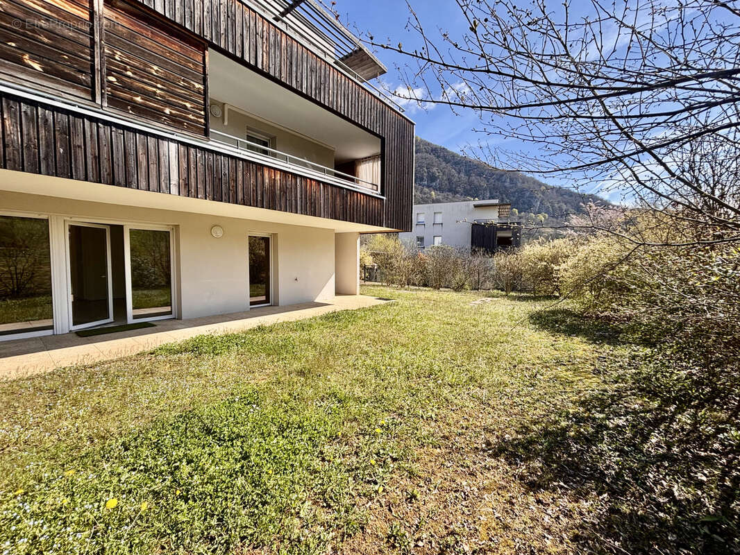Appartement à SAINT-ALBAN-LEYSSE