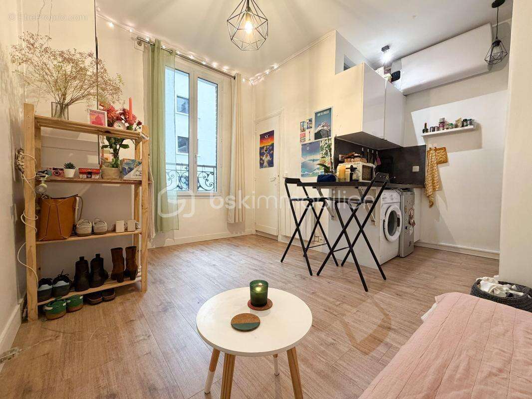 Appartement à PARIS-20E