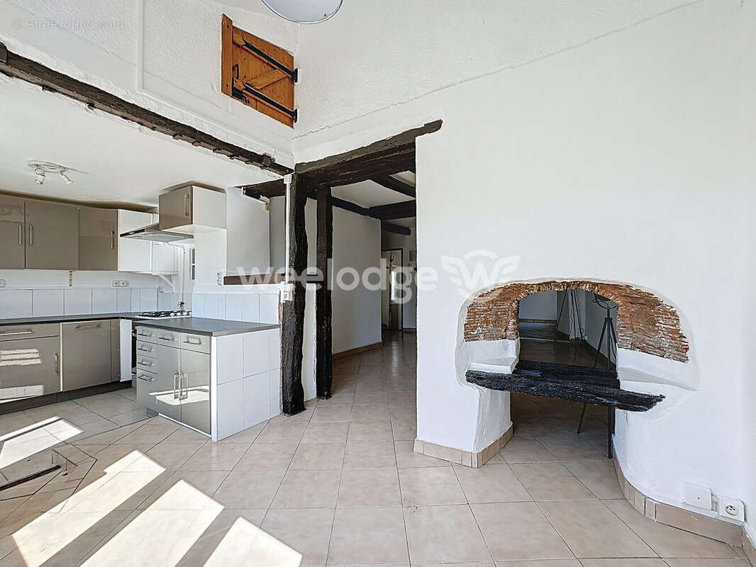 Maison à CHANTELOUP-LES-VIGNES