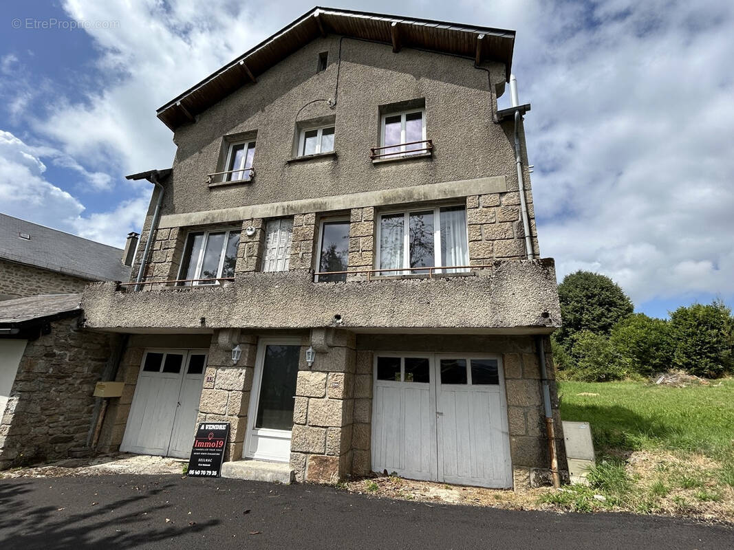 Maison à GOURDON-MURAT