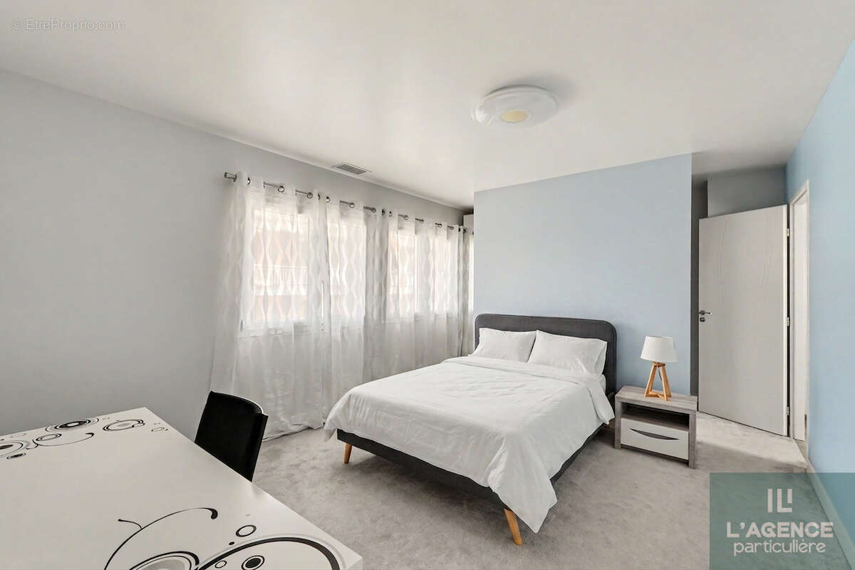 Belle maison devville de type T8 de 200 m2 avec sous-sol complet - photo 4