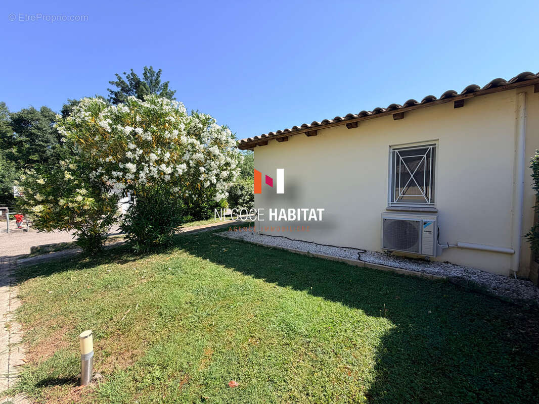 Appartement à VILLEVIEILLE