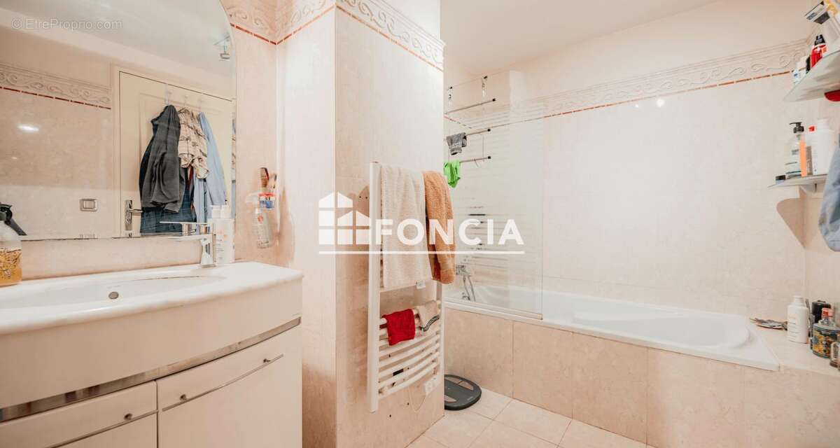 Appartement à HYERES