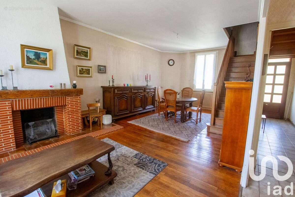 Photo 3 - Maison à LE BUGUE