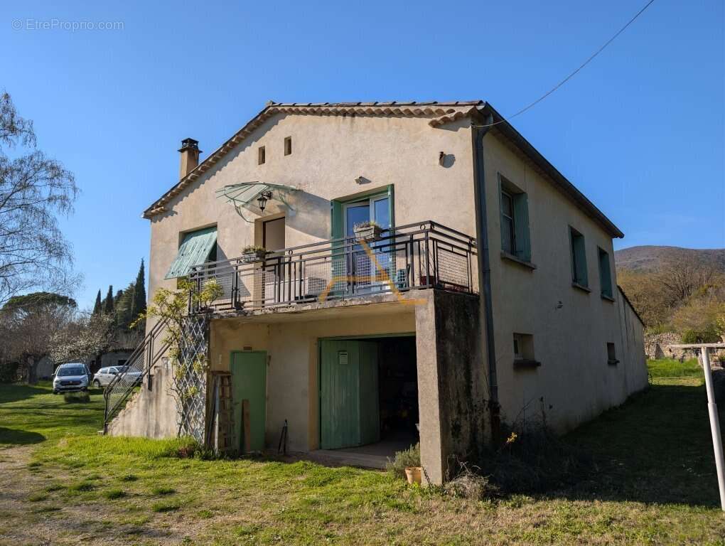 Maison à LE POET-LAVAL