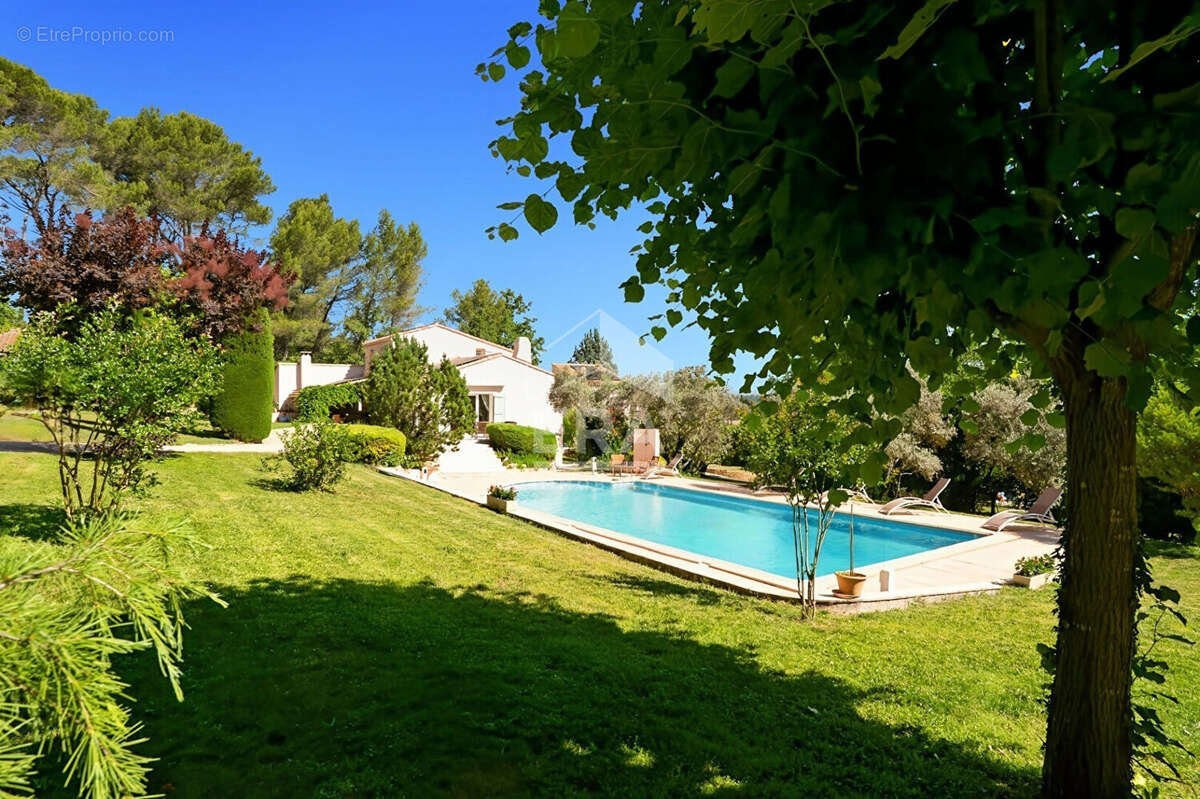 Maison à CABRIES