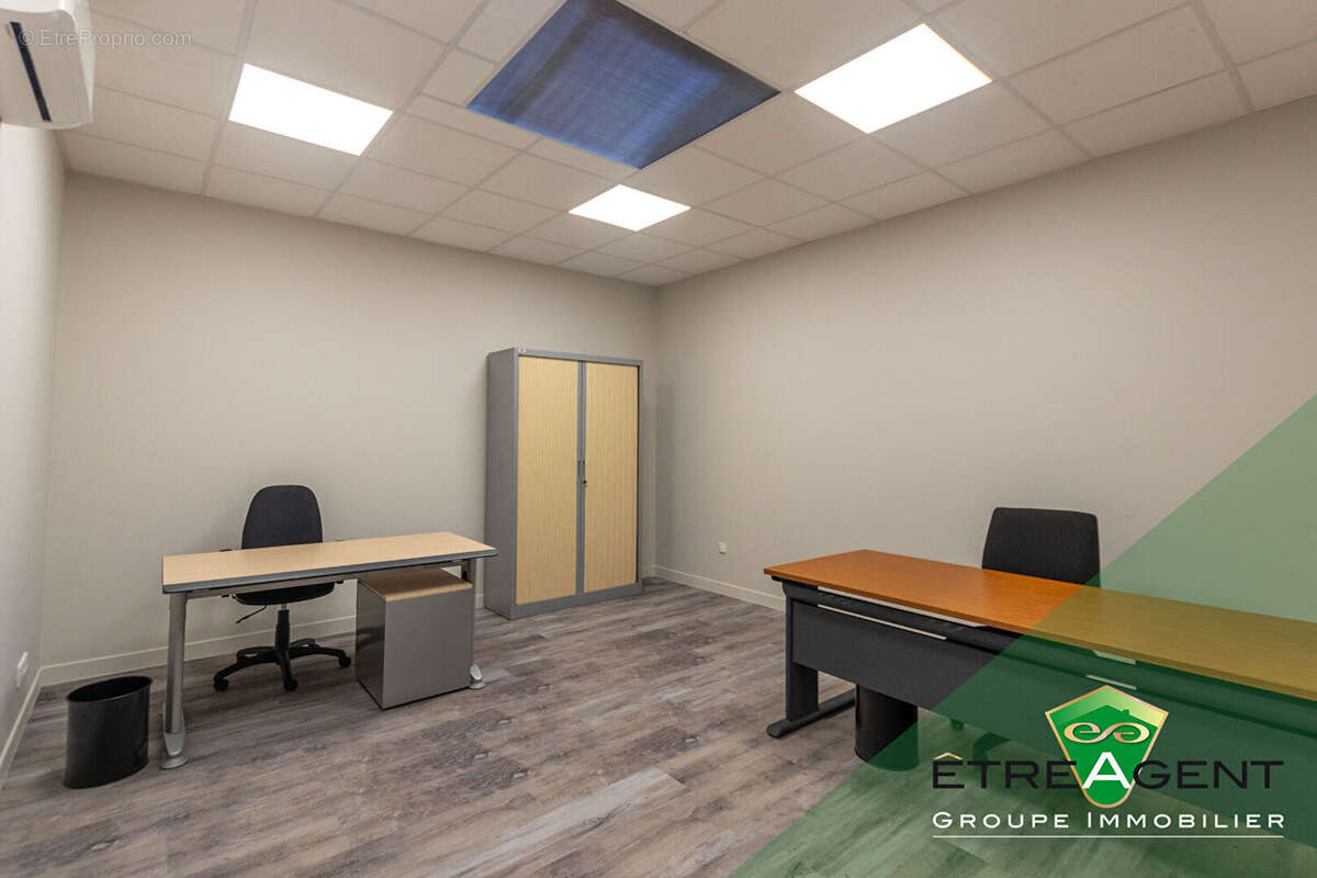 Commerce à MANTES-LA-VILLE