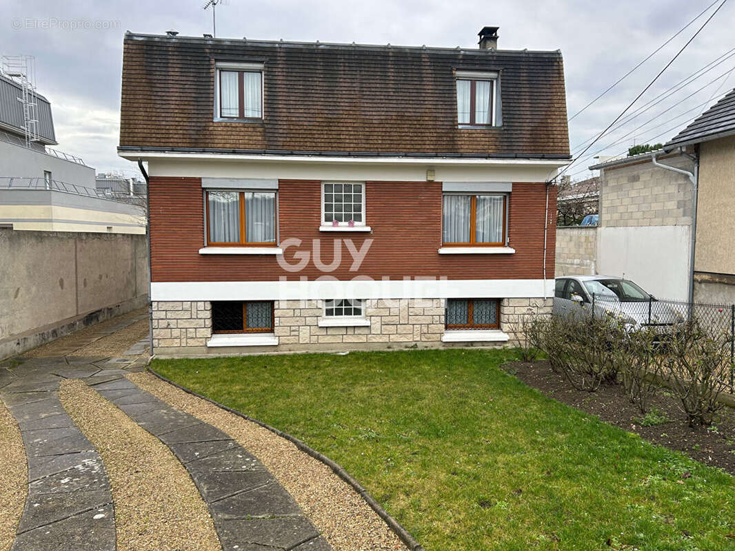 Maison à NEUILLY-PLAISANCE