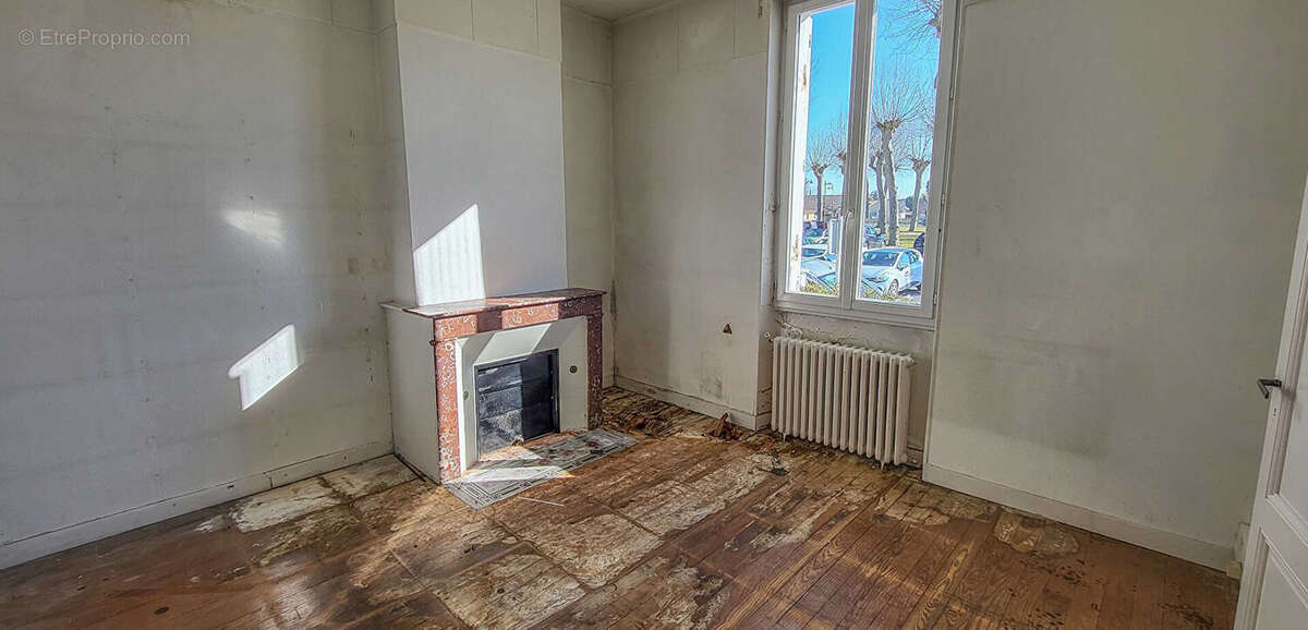 Maison à LESPARRE-MEDOC