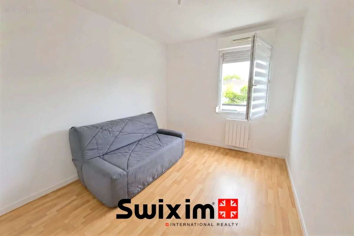 Appartement à PAREMPUYRE