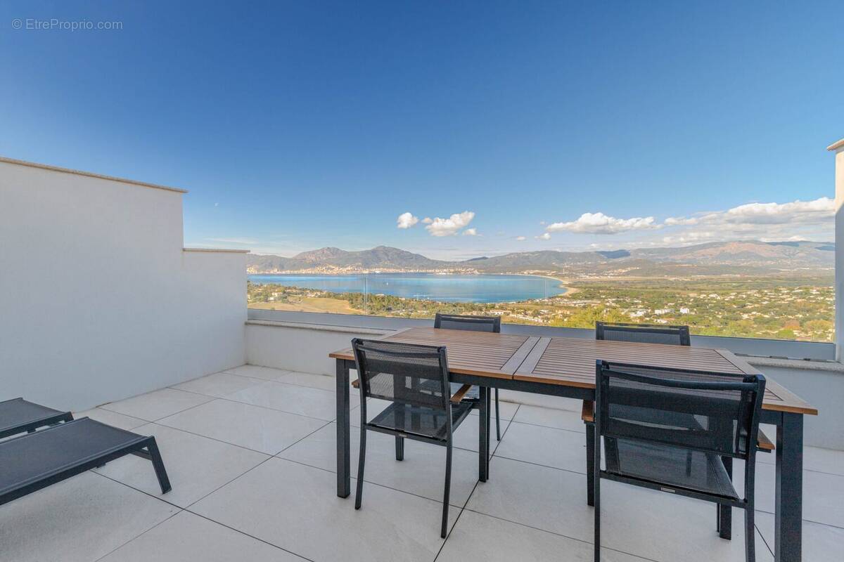 Appartement à GROSSETO-PRUGNA