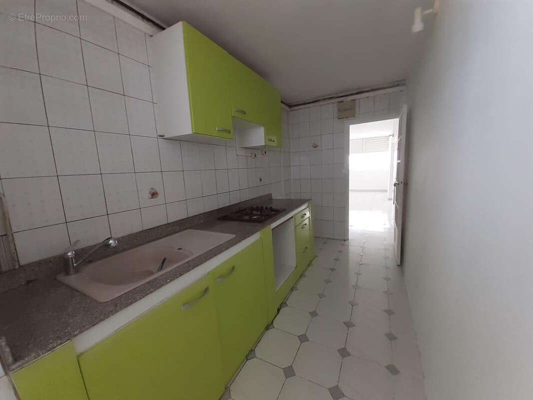 Appartement à LES ABYMES