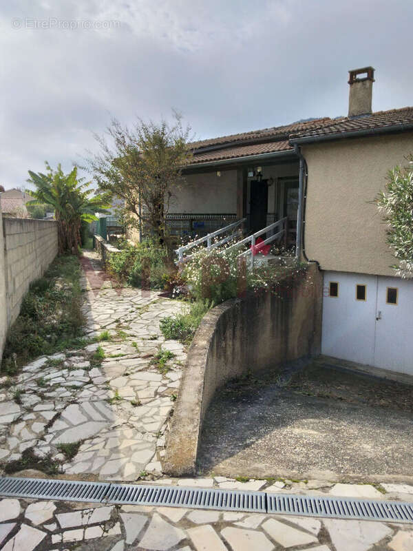 Maison à MAUVES