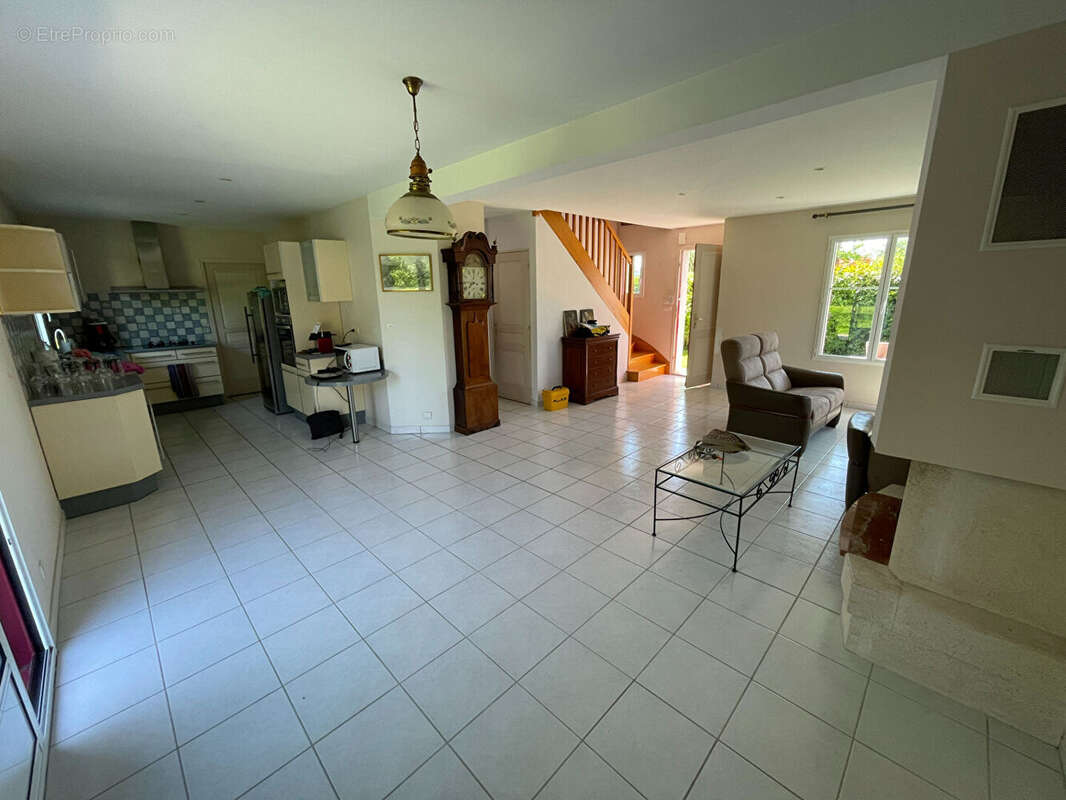 Maison à DOL-DE-BRETAGNE