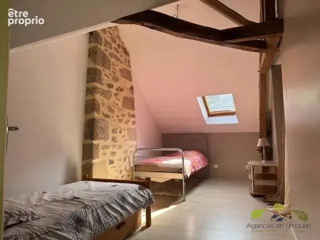 Maison 9 pièces 90 m² à vendre à Treignac (19260) - photo 9