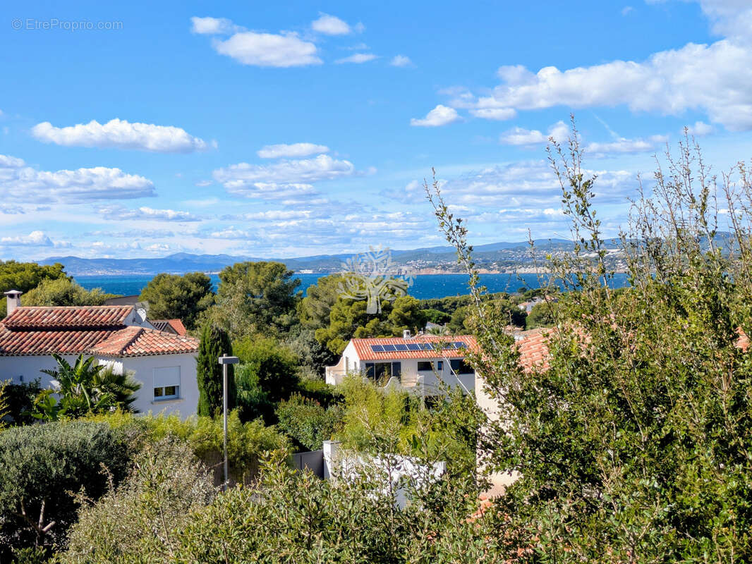 Maison à SIX-FOURS-LES-PLAGES