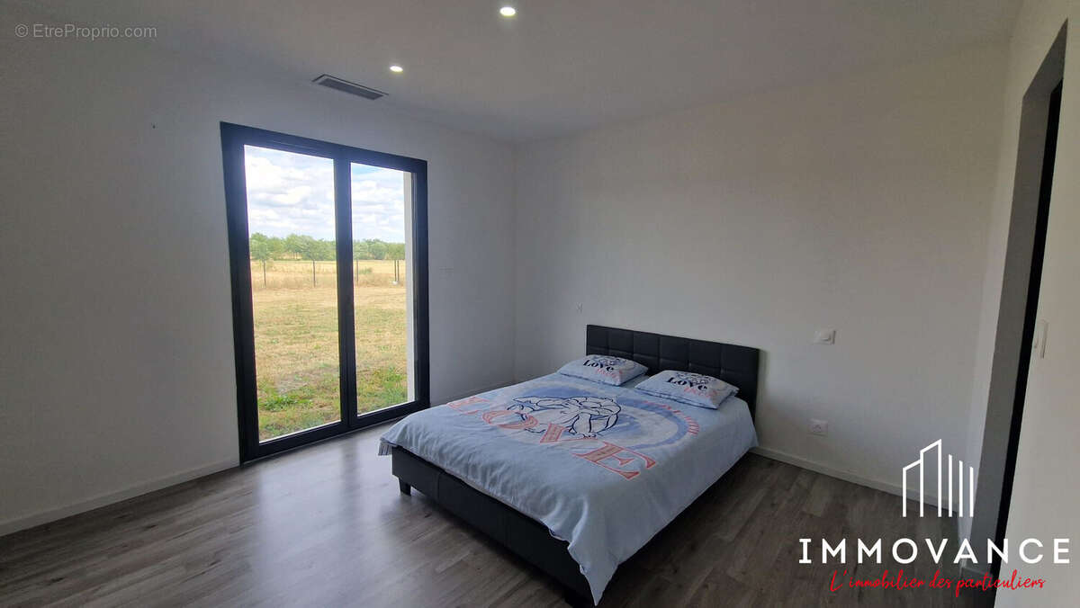 Maison à CASTELSARRASIN