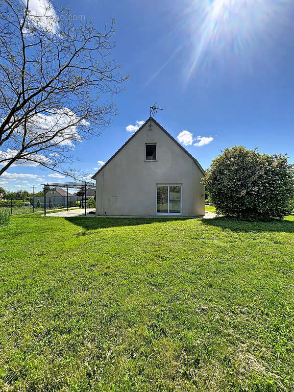 Maison à AUTHUME