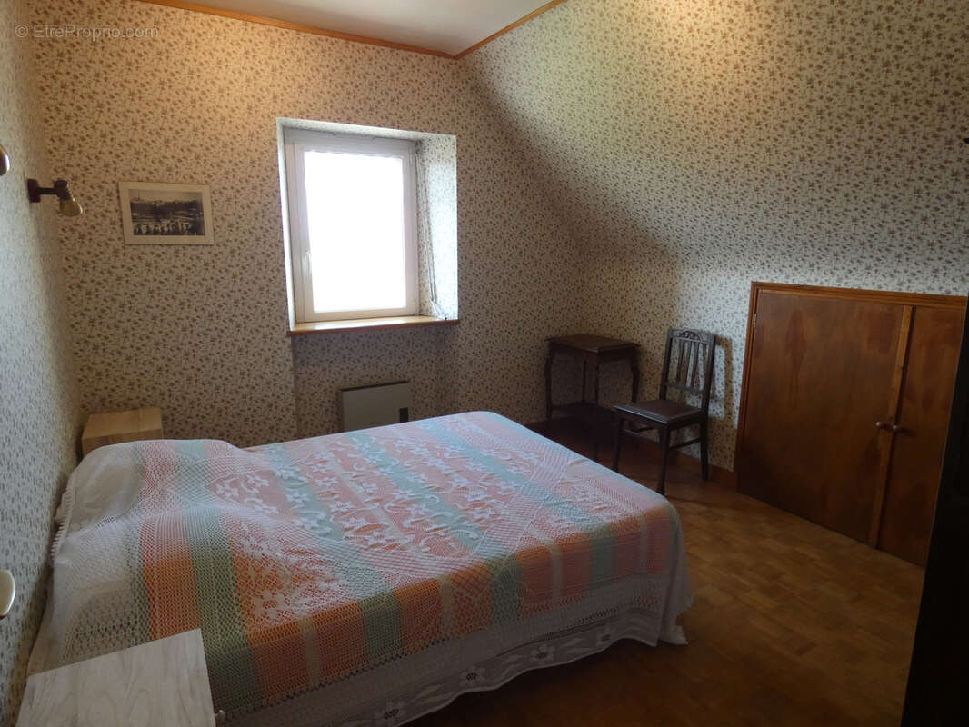 Maison à PLOUGRESCANT