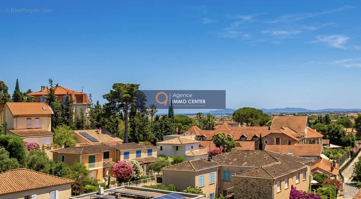 Appartement à HYERES