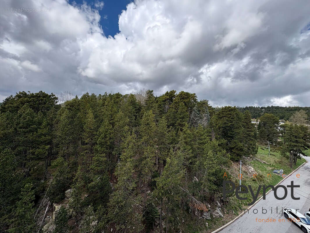Appartement à FONT-ROMEU-ODEILLO-VIA
