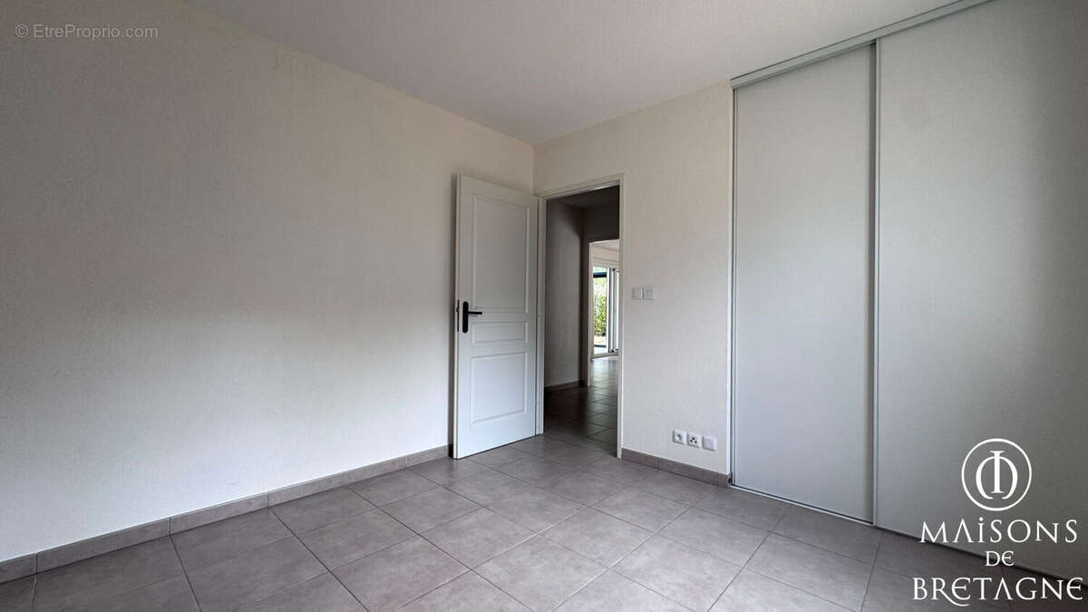 Maison Plain Pied à Pont Aven 3 pièce(s) 101 m2 - photo 10